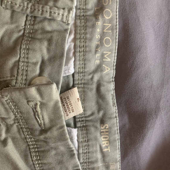 Sonoma size 2 green shorts - Picture 2 of 2